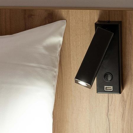 B&B Hotel Rouen Centre Rive Gauche Buitenkant foto