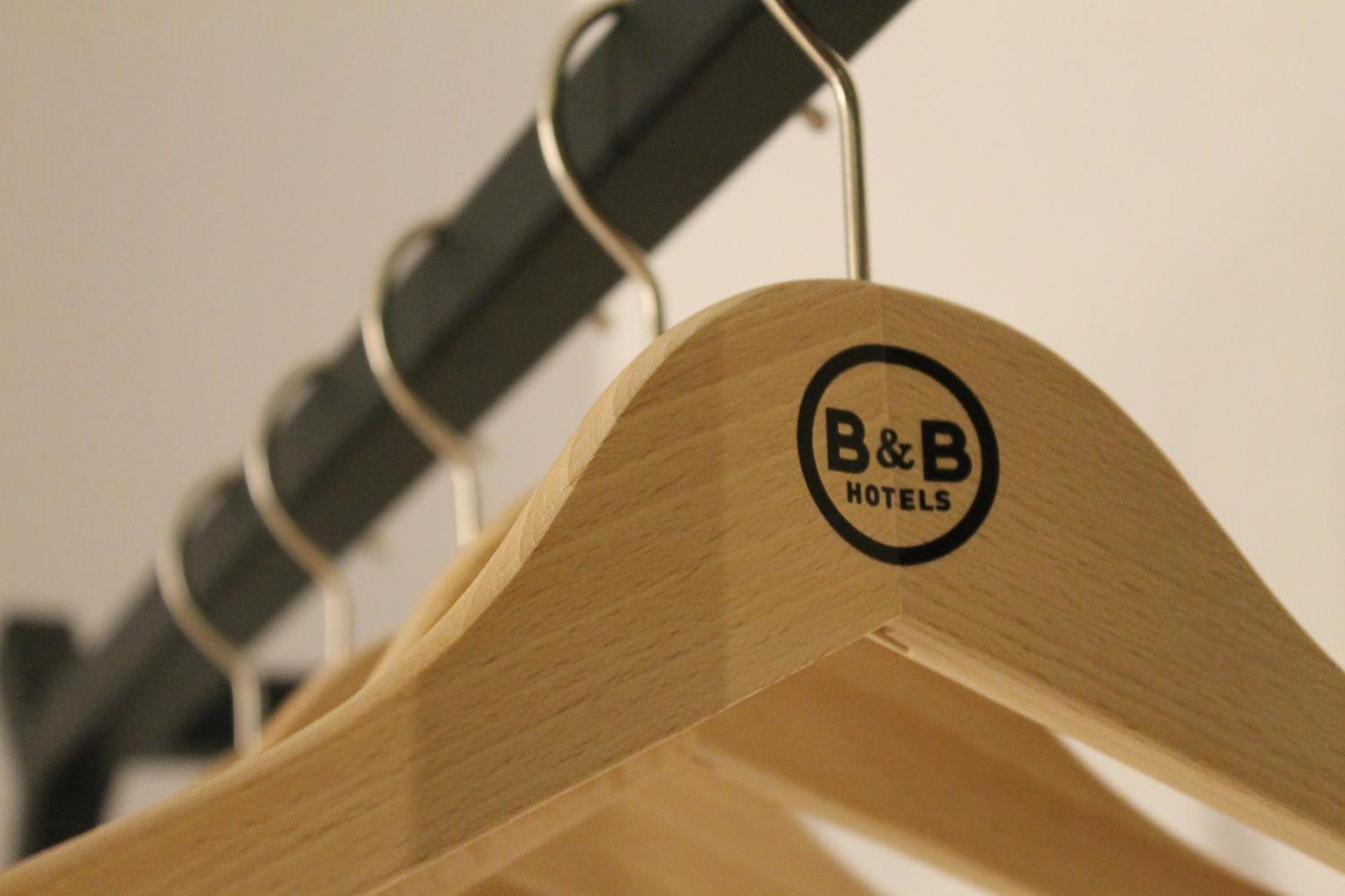 B&B Hotel Rouen Centre Rive Gauche Buitenkant foto